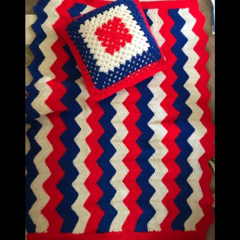 Rare Vintage 1960’s Handmade Blanket & Pillow